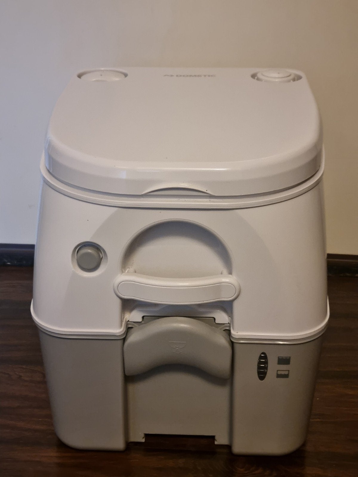 Dometic draagbaar chemisch toilet - Ideaal voor camping, Ophalen of Verzenden, Zo goed als nieuw