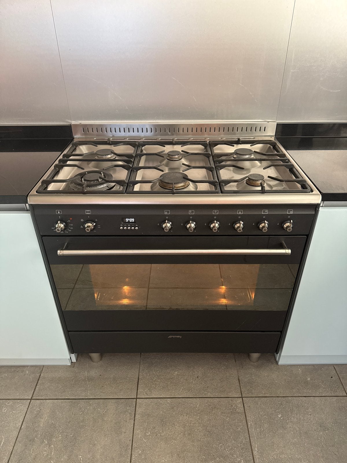 Smeg Fornuis en Oven - Zwart/RVS - 6 Pits Gasfornuis, Ophalen, Gebruikt, 60 cm of meer, Grill