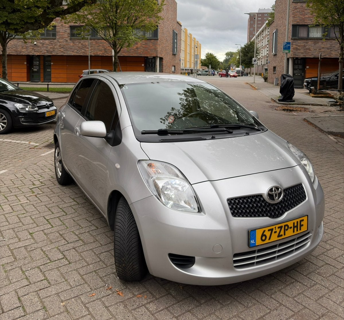 Toyota Yaris 1.3 16V Vvt-i 5DR SOL MMT 2007 Grijs