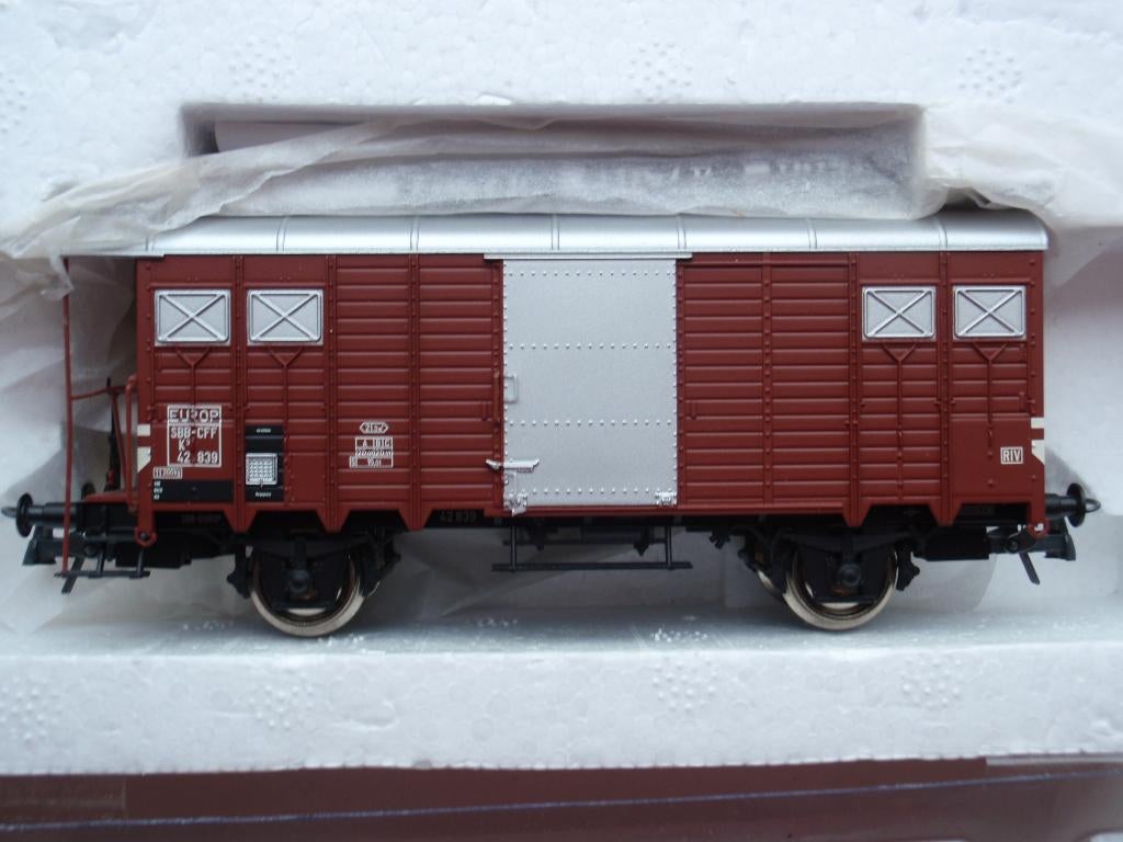 ROCO SBB K3 in bruin met remmersbordes, Gelijkstroom, Ophalen of Verzenden, Roco, Nieuw
