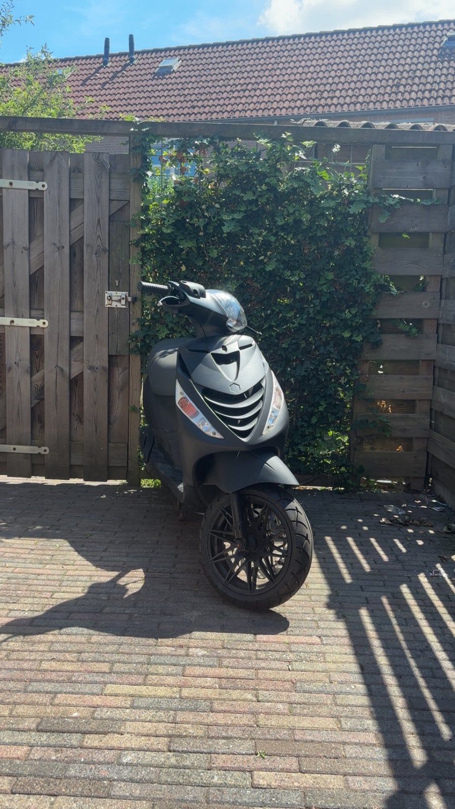 Zip 4 takt, Fietsen en Brommers, Brommers | Crossbrommers, Zo goed als nieuw, Honda, Ophalen