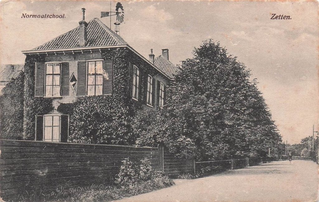 702-155-023 Normaalschool Zetten, Verzamelen, Ansichtkaarten | Nederland, Verzenden, Voor 1920, Gelderland
