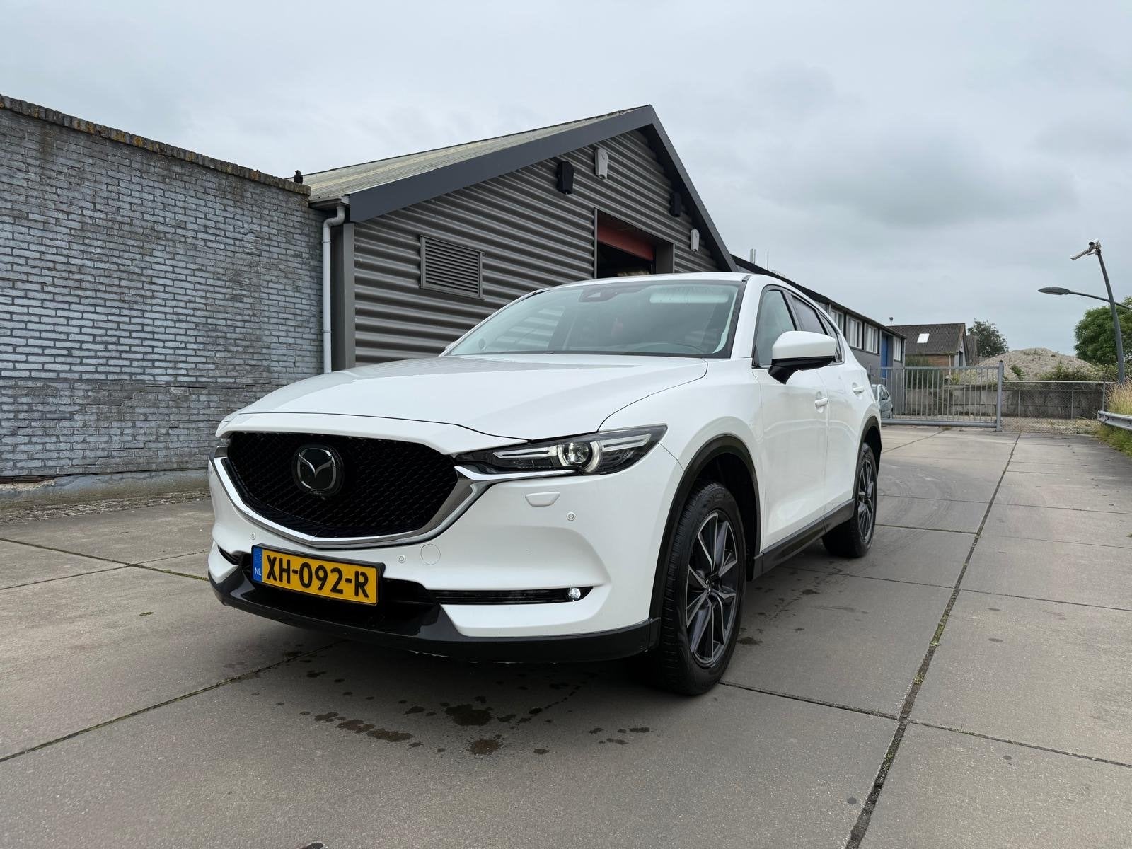 Mazda CX-5 2.0 Skyactiv-g 165pk 2WD Aut 2019 Wit, Auto's, 1998 cc, Zwart, 4 cilinders, 2000 kg