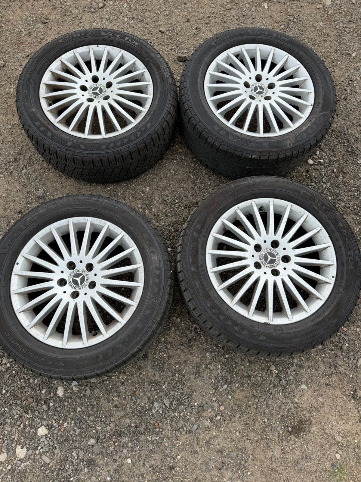 Sprinter banden en velgen 225/55R17C, Auto-onderdelen, Banden en Velgen, Ophalen, Banden en Velgen, 17 inch, All Season