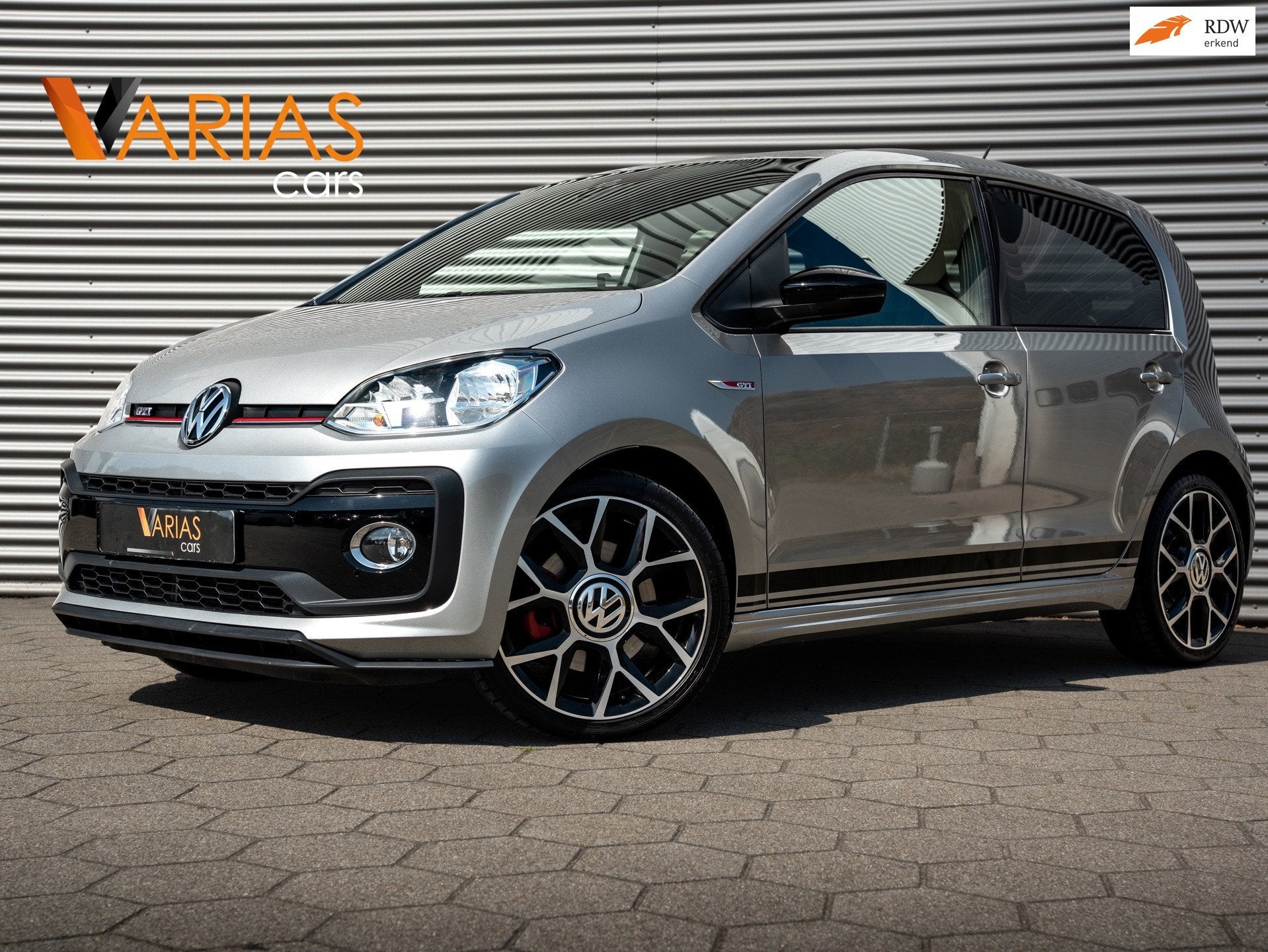 Volkswagen UP! 1.0 TSI GTI Beats Camera Cruise, Auto's, Volkswagen, 970 kg, Stof, Gebruikt, 4 stoelen