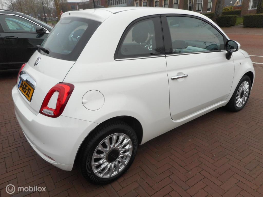Fiat 500 1.2 Lounge ECC+NAVI+DAB, Voorwielaandrijving, Gebruikt, 4 cilinders, 4 stoelen