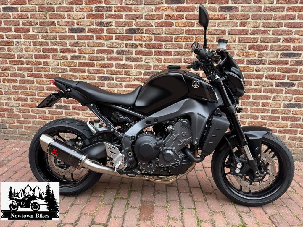 Yamaha  MT 09 tech black (bj 2023)akrapovic€9950 4100km mt, Motoren, Bedrijf, Meer dan 35 kW, YAMAHA, Onbekend