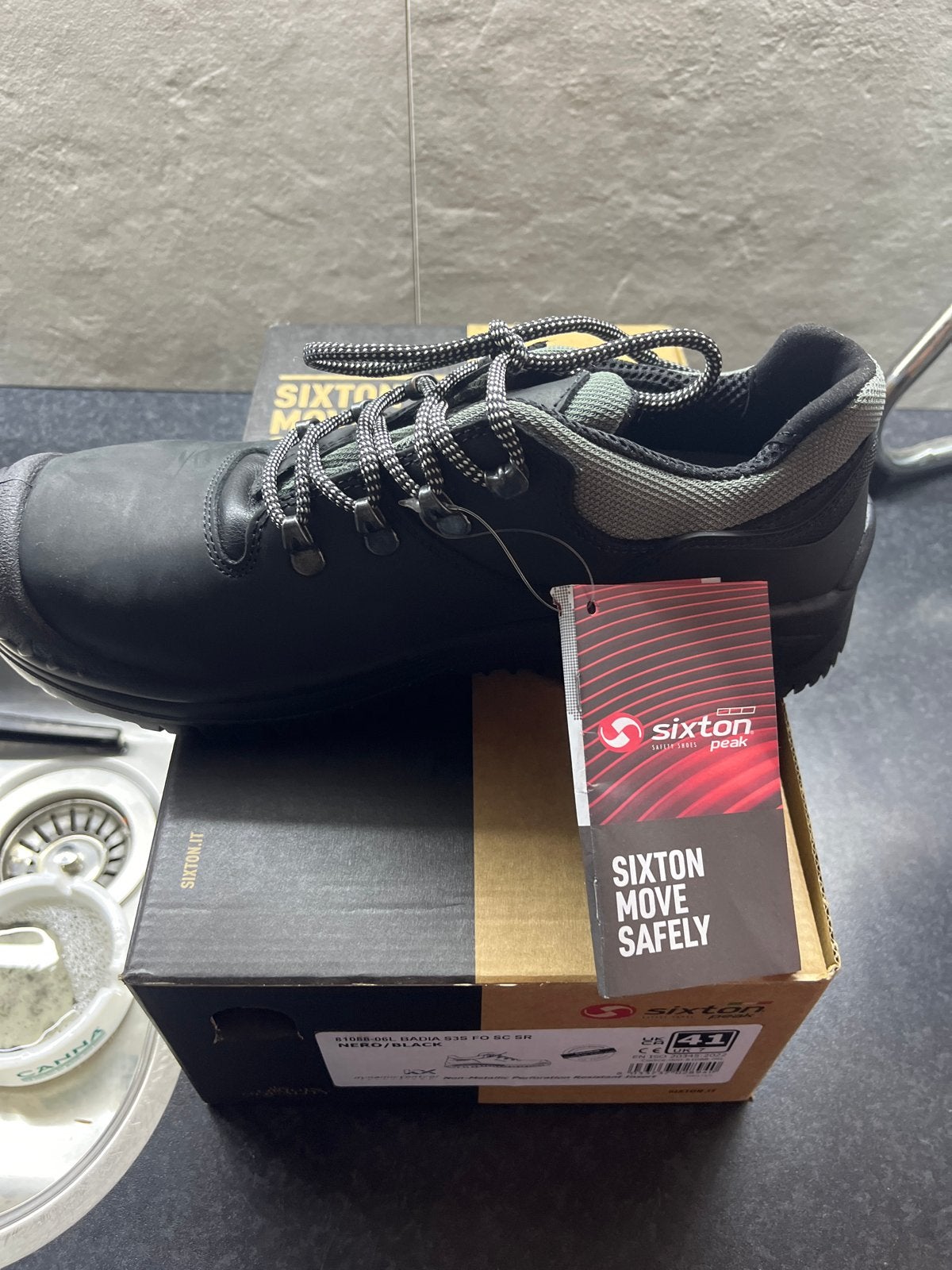 Sixton Peak veiligheidsschoenen, maat 41, nieuw in doos, Ophalen of Verzenden, Nieuw
