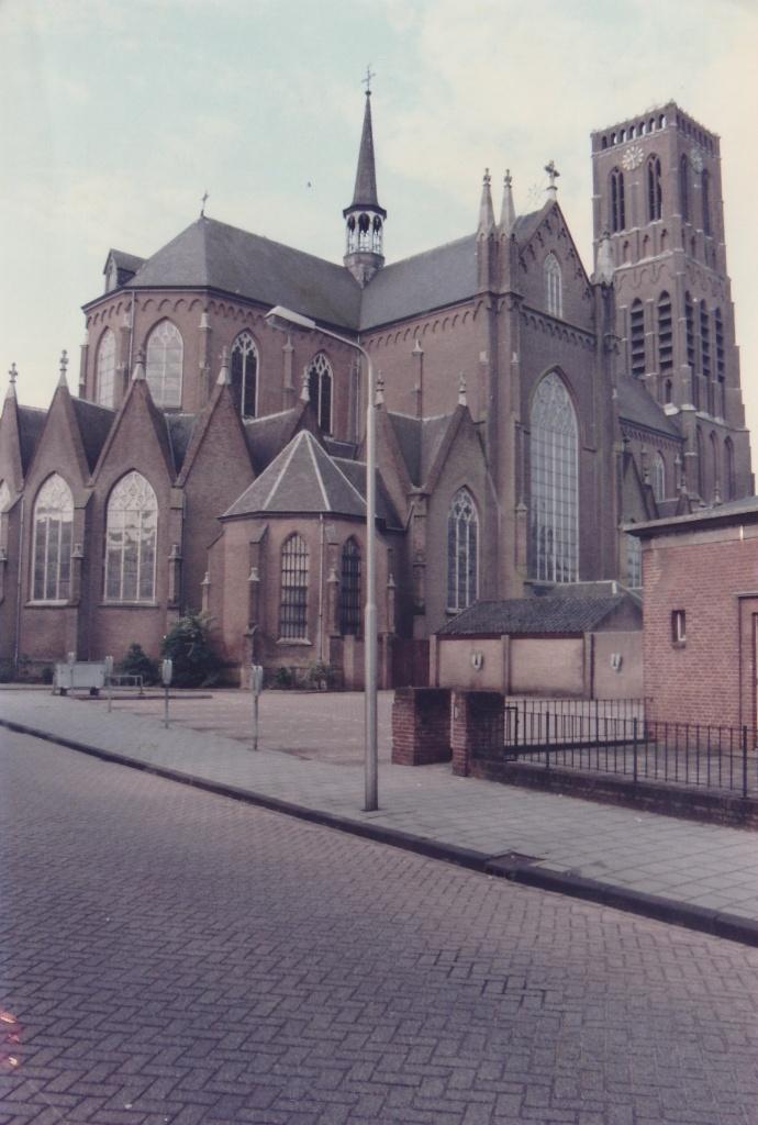 OSS Grote Kerk (Fotopapier), Verzenden, 1980 tot heden, Gelopen, Noord-Brabant