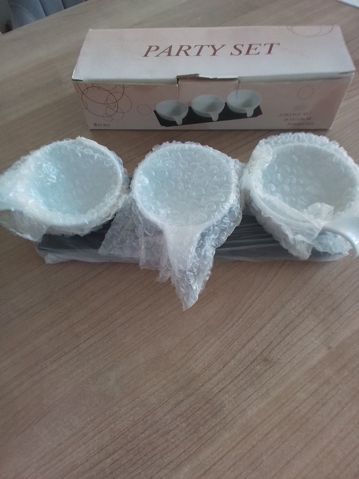 4-delige Amuseset - Porselein en Houten Plateau, Huis en Inrichting, Keuken | Servies, Ophalen of Verzenden, Nieuw, Porselein