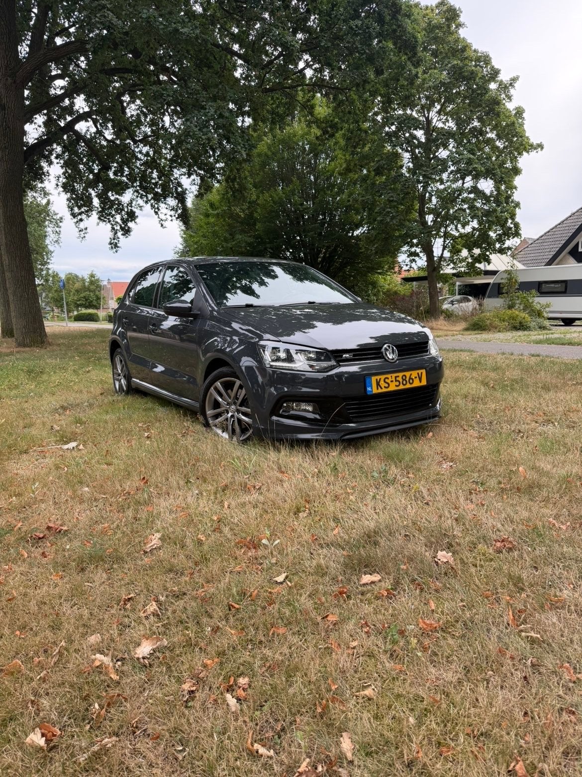 Volkswagen Polo 1.0 TSI 110PK 5D BMT 2016 Grijs, Voorwielaandrijving, Alcantara, 23 km/l, Handgeschakeld