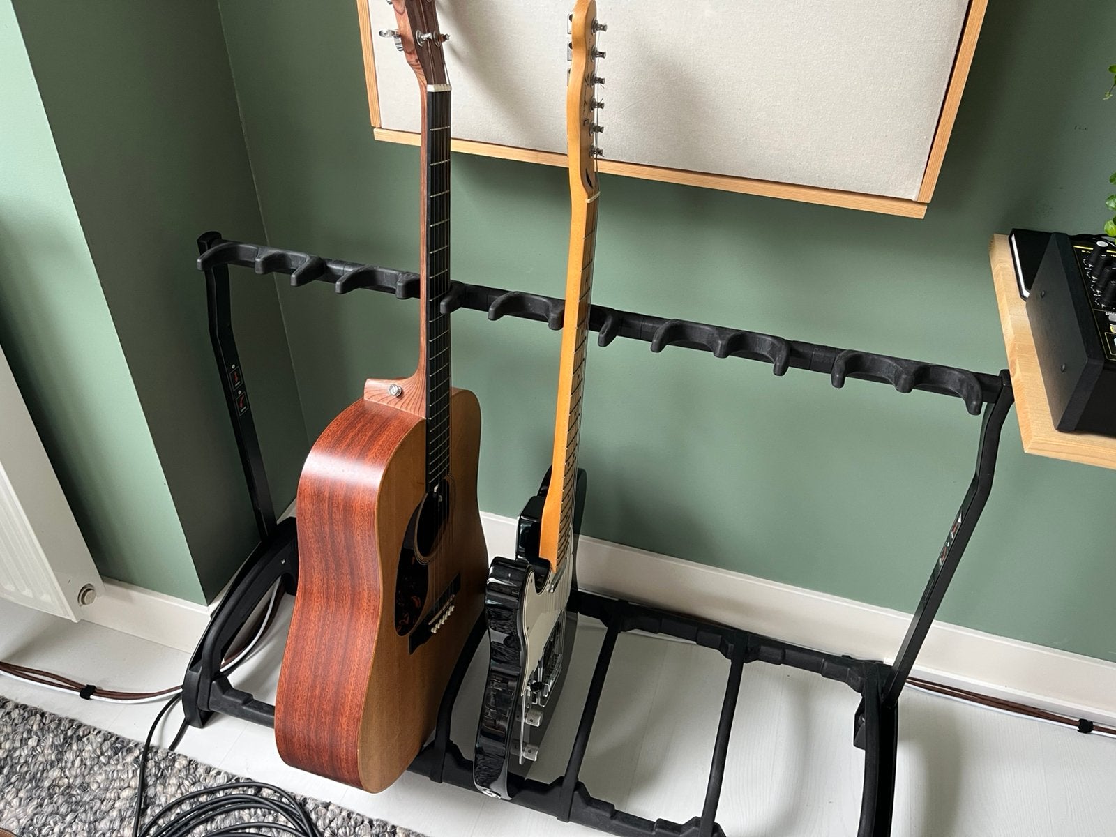 K&M Guardian (opbouwbare) gitaar stand (zwart), Ophalen, Zo goed als nieuw, Gitaar