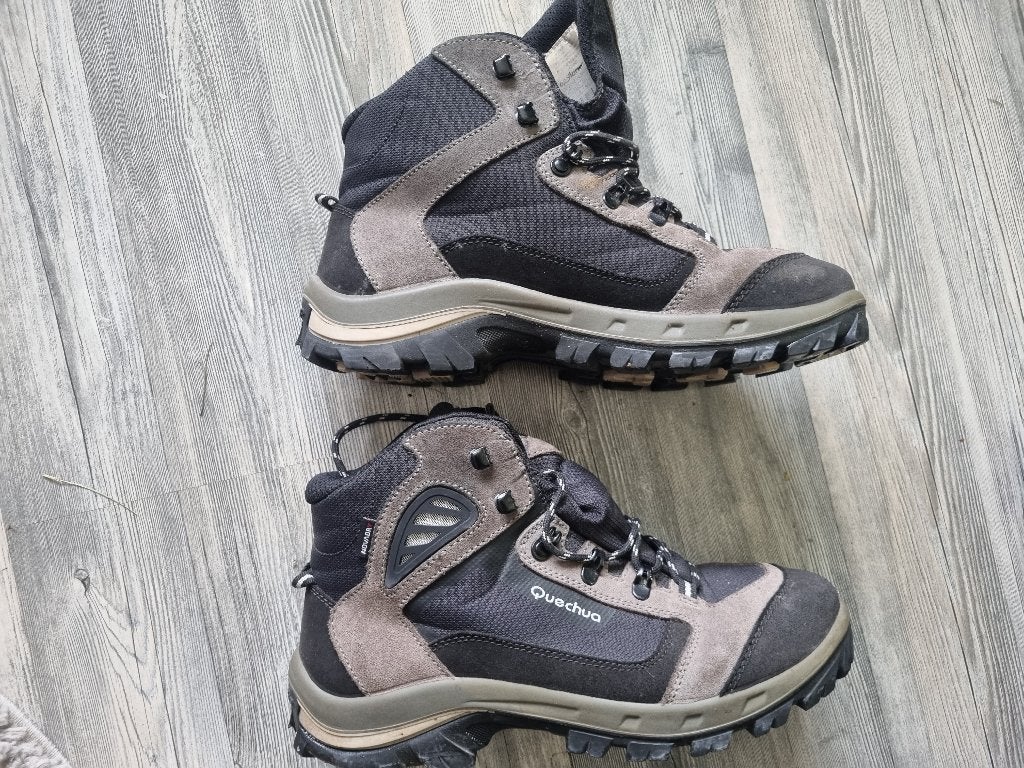 quechua wandelschoenen, Ophalen of Verzenden, Zo goed als nieuw, Schoenen