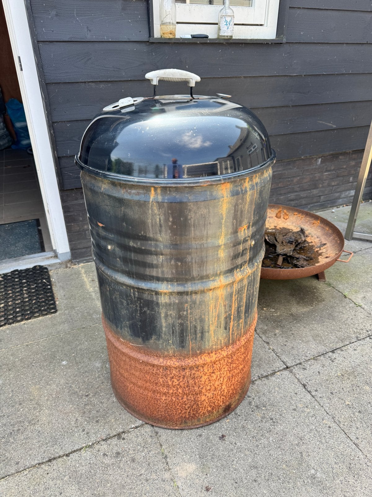 Ugly Drum Smoker (USD) 56cm met kolenmand en rooster, Tuin en Terras, Ophalen, Gebruikt