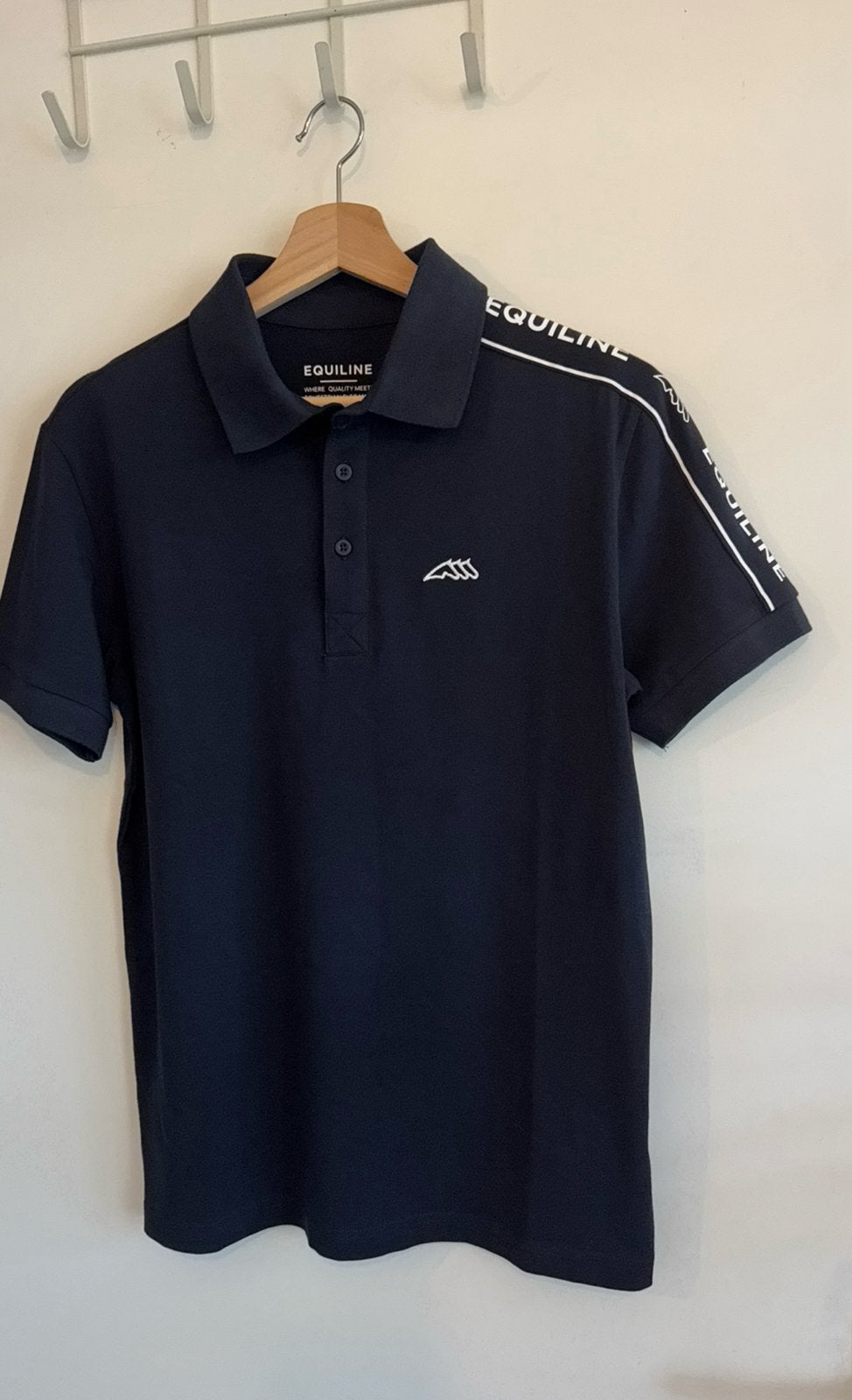 NIEUW! Equiline Heren Polo (prijskaart er nog aan), Kleding | Heren, Polo's, Verzenden, Nieuw, Maat 48/50 (M), Blauw