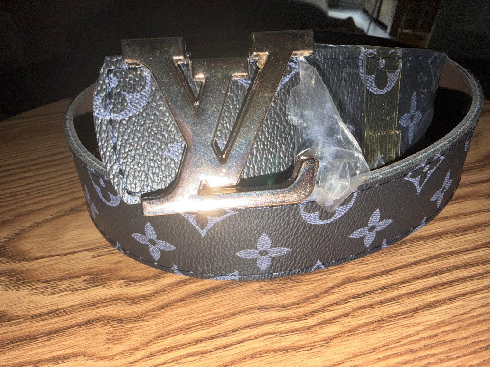 Louis Vuitton riem grijs, Kleding | Heren, Riemen en Ceinturen, Ophalen of Verzenden, Nieuw, Overige kleuren, 105 tot 115 cm