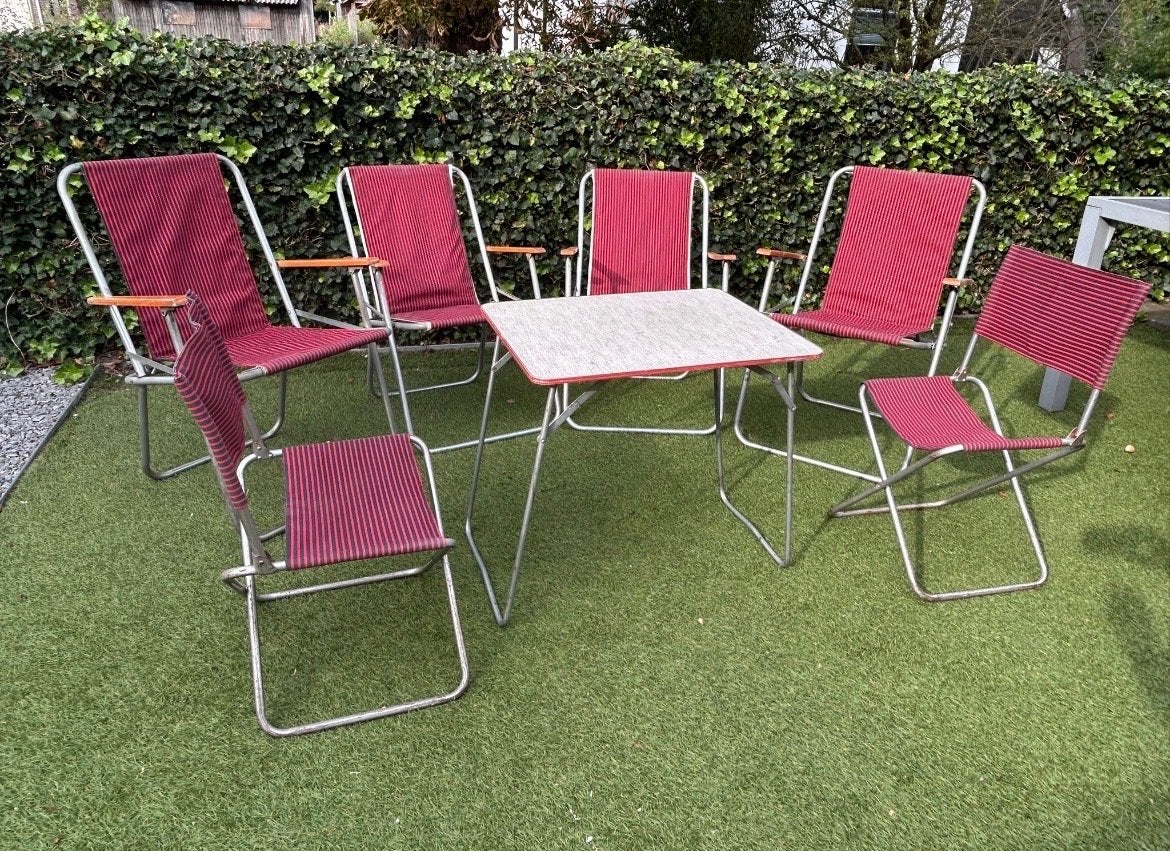 Vintage camping set: 6 stoelen en tafel, rood/grijs, Ophalen, Gebruikt, Metaal, Vijf, Zes of meer stoelen