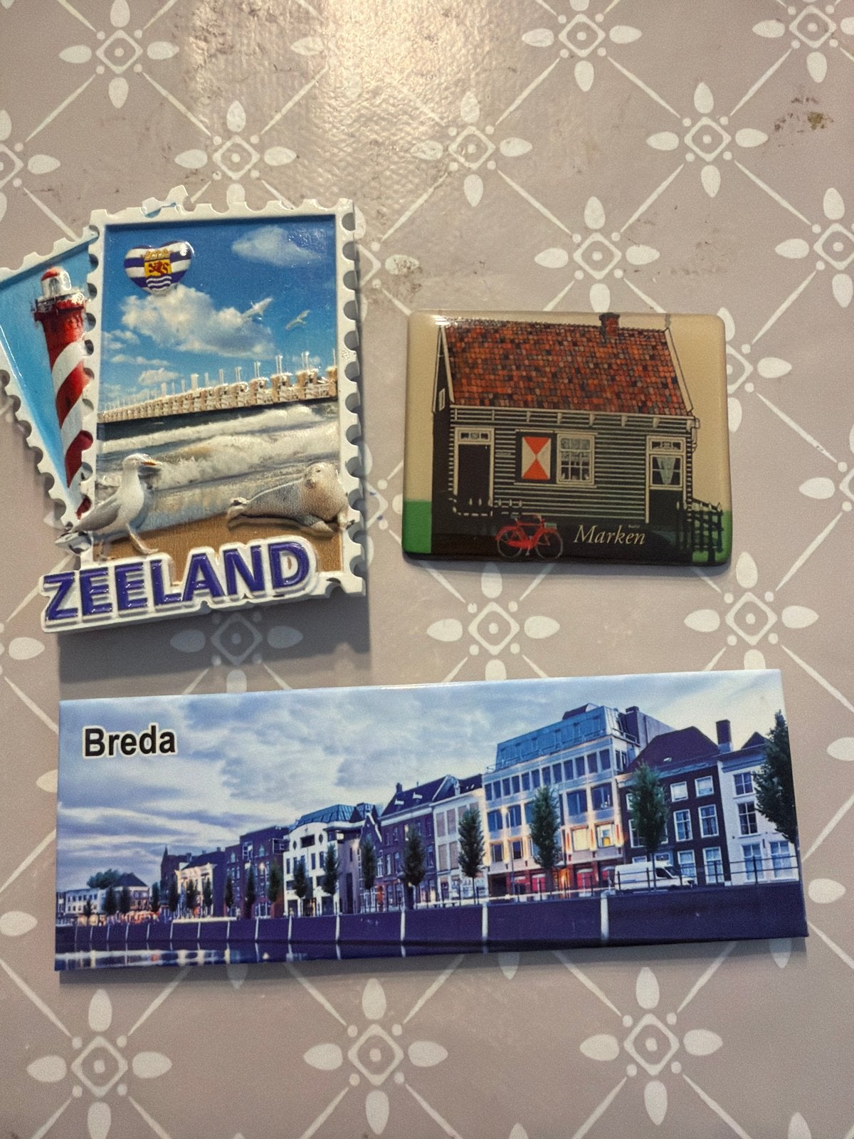 Set van 3 Nederlandse Koelkastmagneten: Zeeland, Marken, Bre, Ophalen of Verzenden, Gebruikt