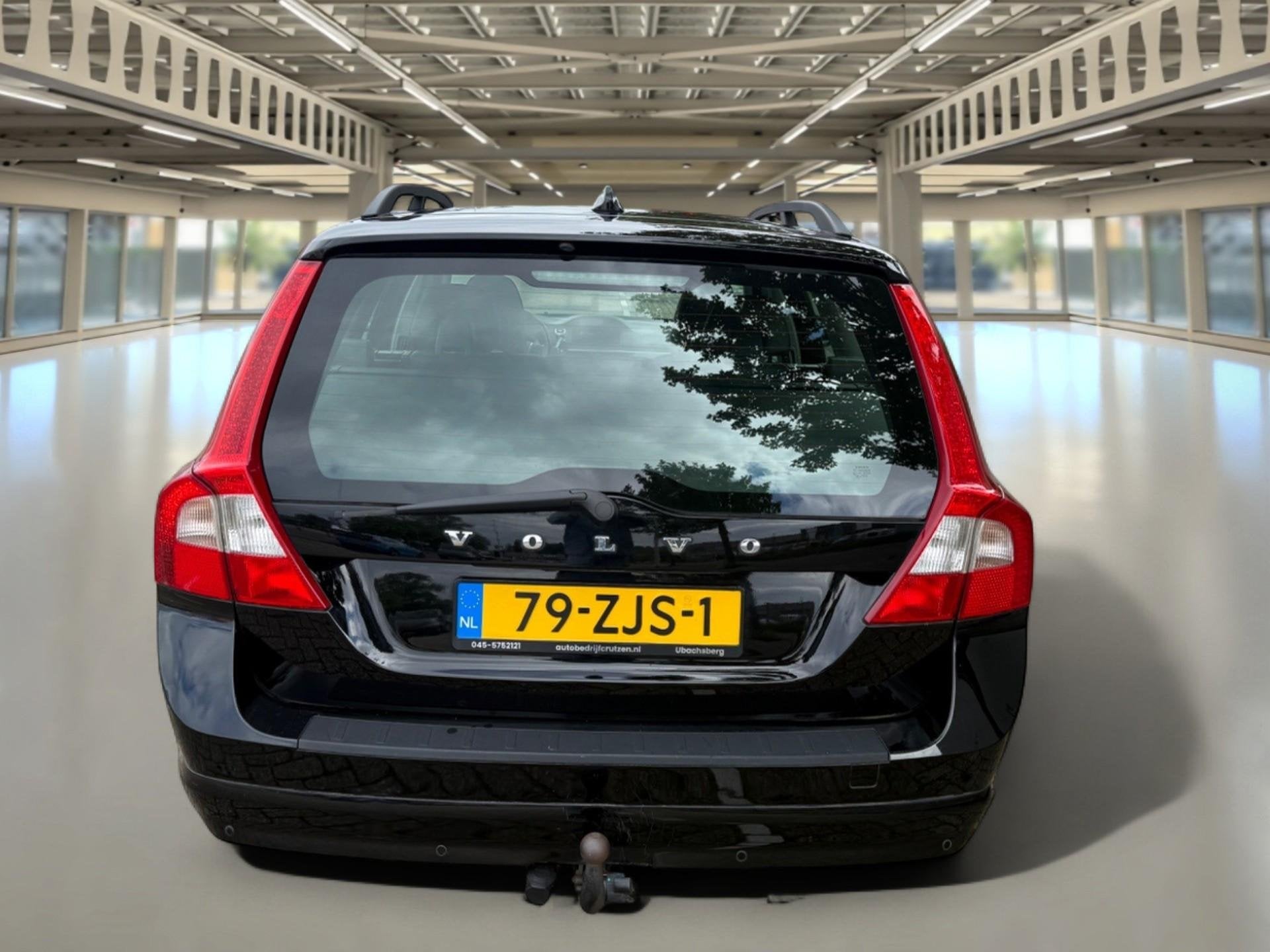 Volvo V70 1.6 T4 Limited Edition Altijd 20 v70's op voorraad, Euro 5, 4 cilinders, 179 pk, Zwart