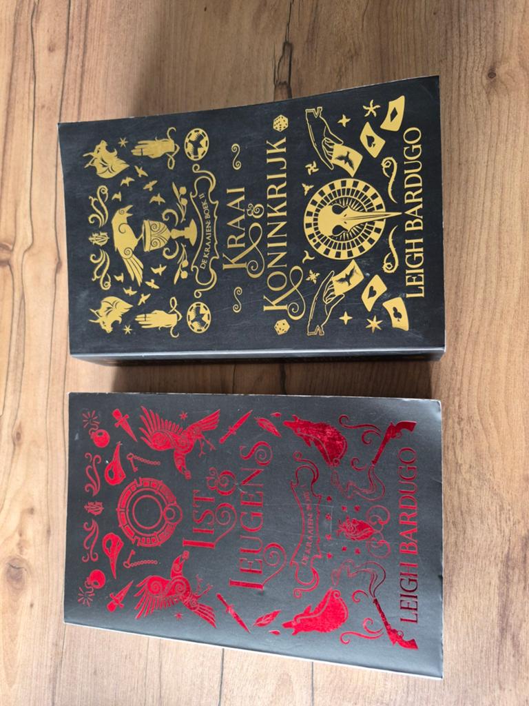 Kraai & Koninkrijk en List & Leugens - Leigh Bardugo, Boeken, Ophalen of Verzenden