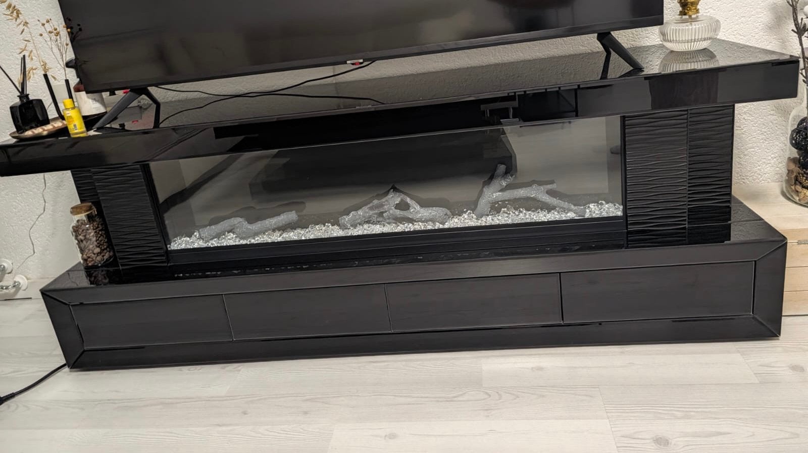 Tv meubel met bluetooth en verlichting, Ophalen, Zo goed als nieuw