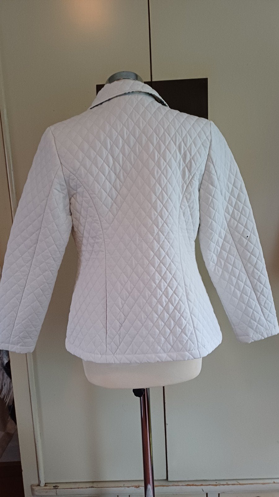 Burberry gewatteerd jasje - maat 14 (S), Wit, Ophalen of Verzenden, Zo goed als nieuw, Burberry