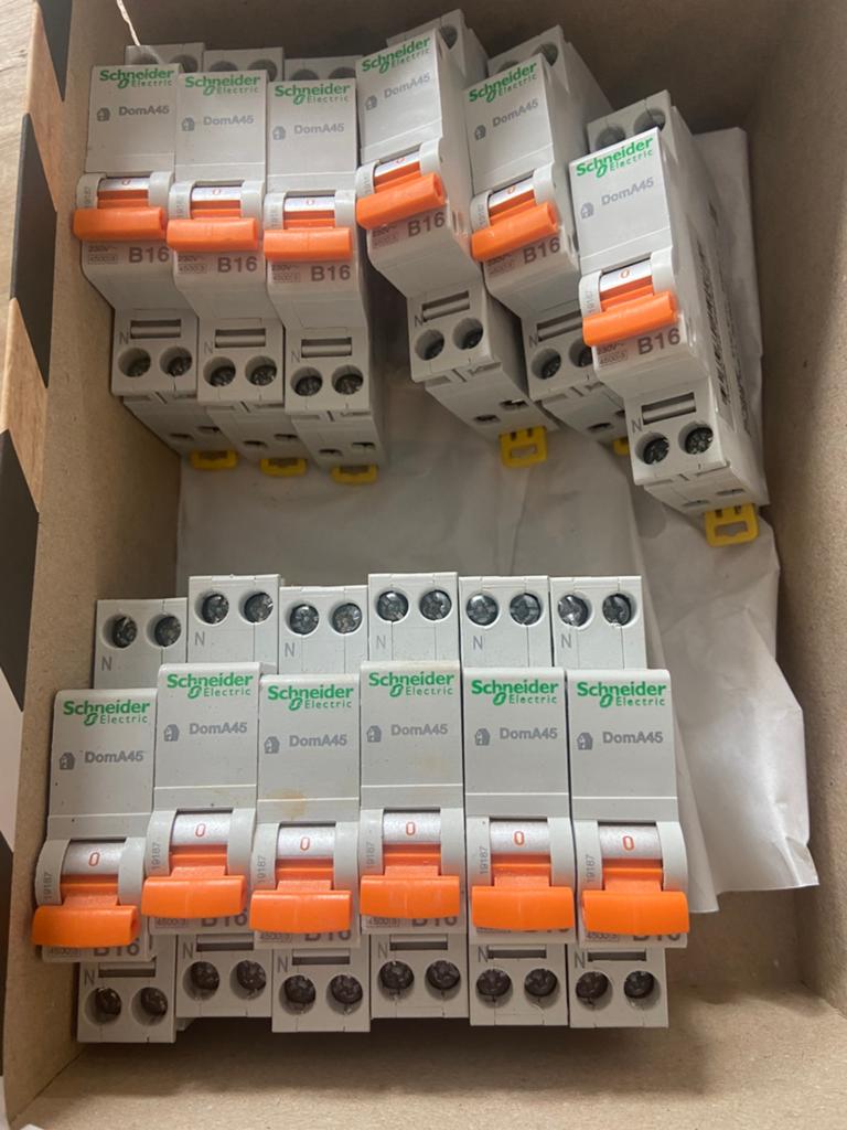 Schneider installatie automaat, 6 stuks, Ophalen of Verzenden, Nieuw