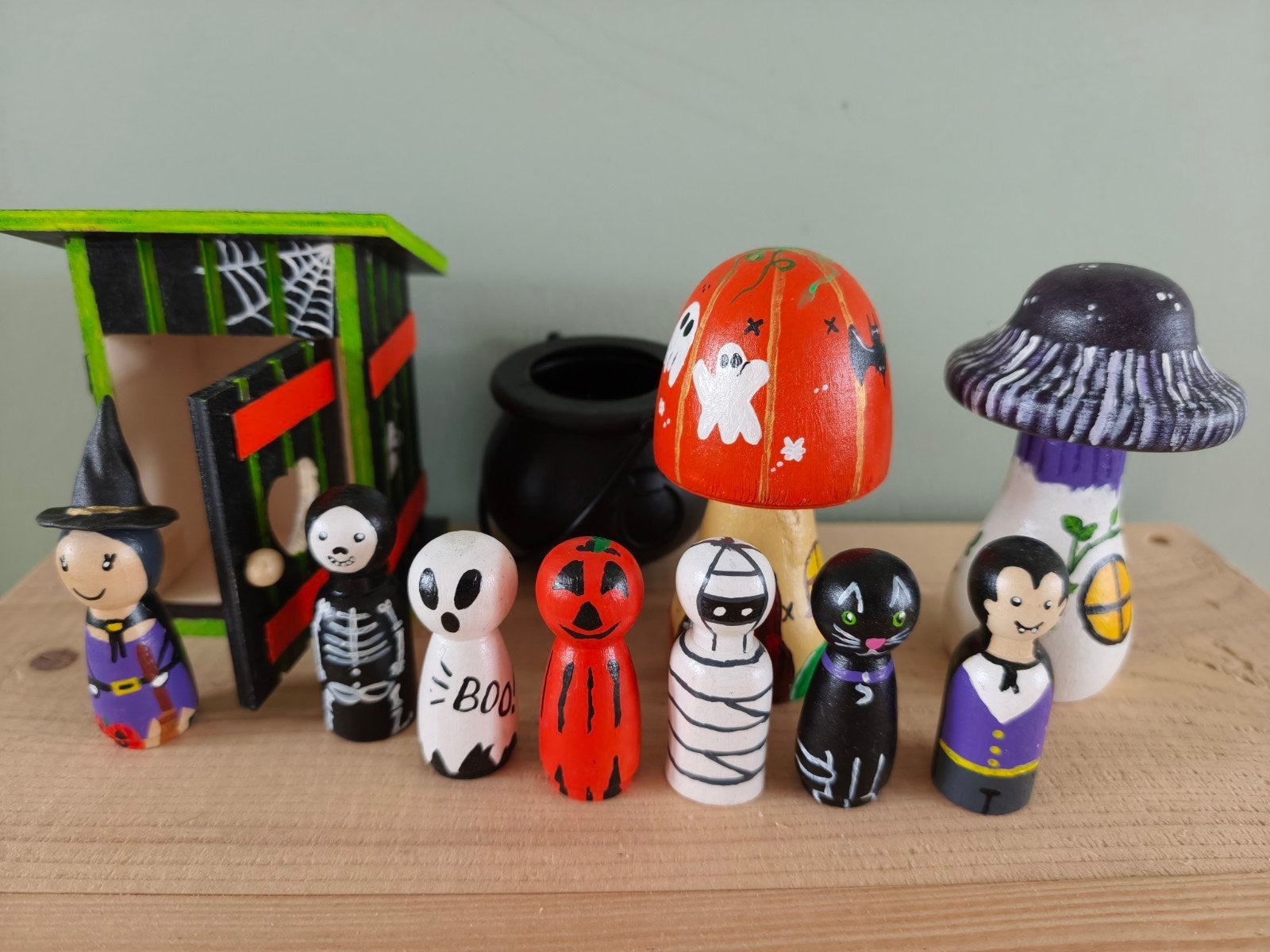 Handgeschilderde Halloween Peg Dolls en Accessoires, Ophalen of Verzenden, Zo goed als nieuw, Jongen of Meisje