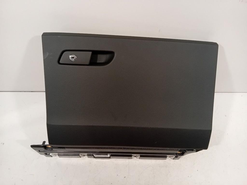 Dashboardkastje Audi Q5, Auto-onderdelen, Dashboard en Schakelaars, Onderdelen@venauto.nl, Van der Ven Autorecycling B.V., Gebruikt