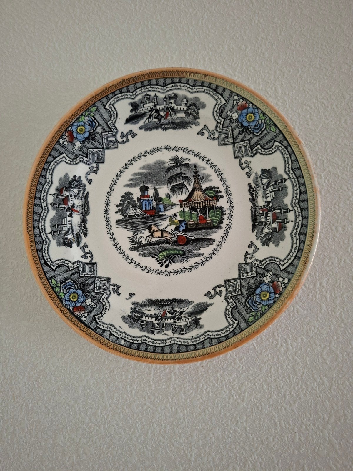 Antiek Petrus Regout & Co Maastricht Damascus Wandbord, Ophalen