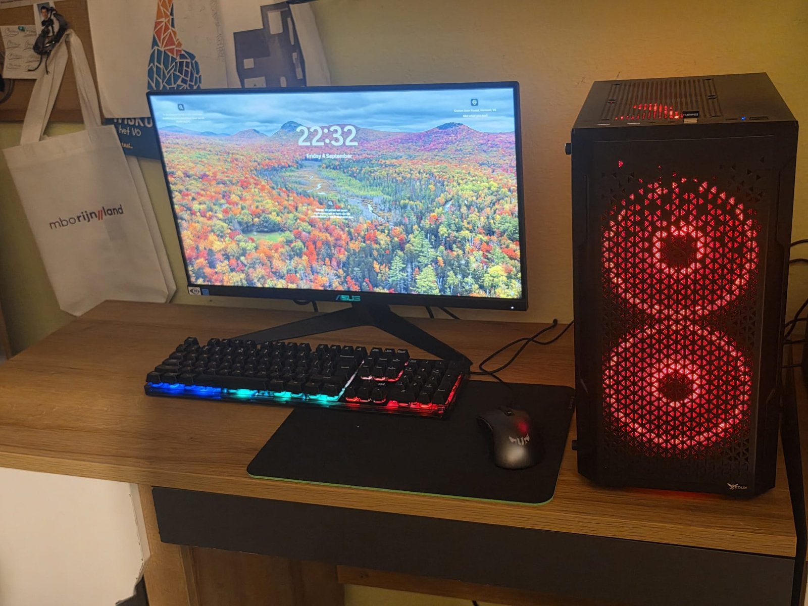 Complete Redux PC set incl Mon + Acc, Computers en Software, Ophalen, Zo goed als nieuw, Gaming, SSD
