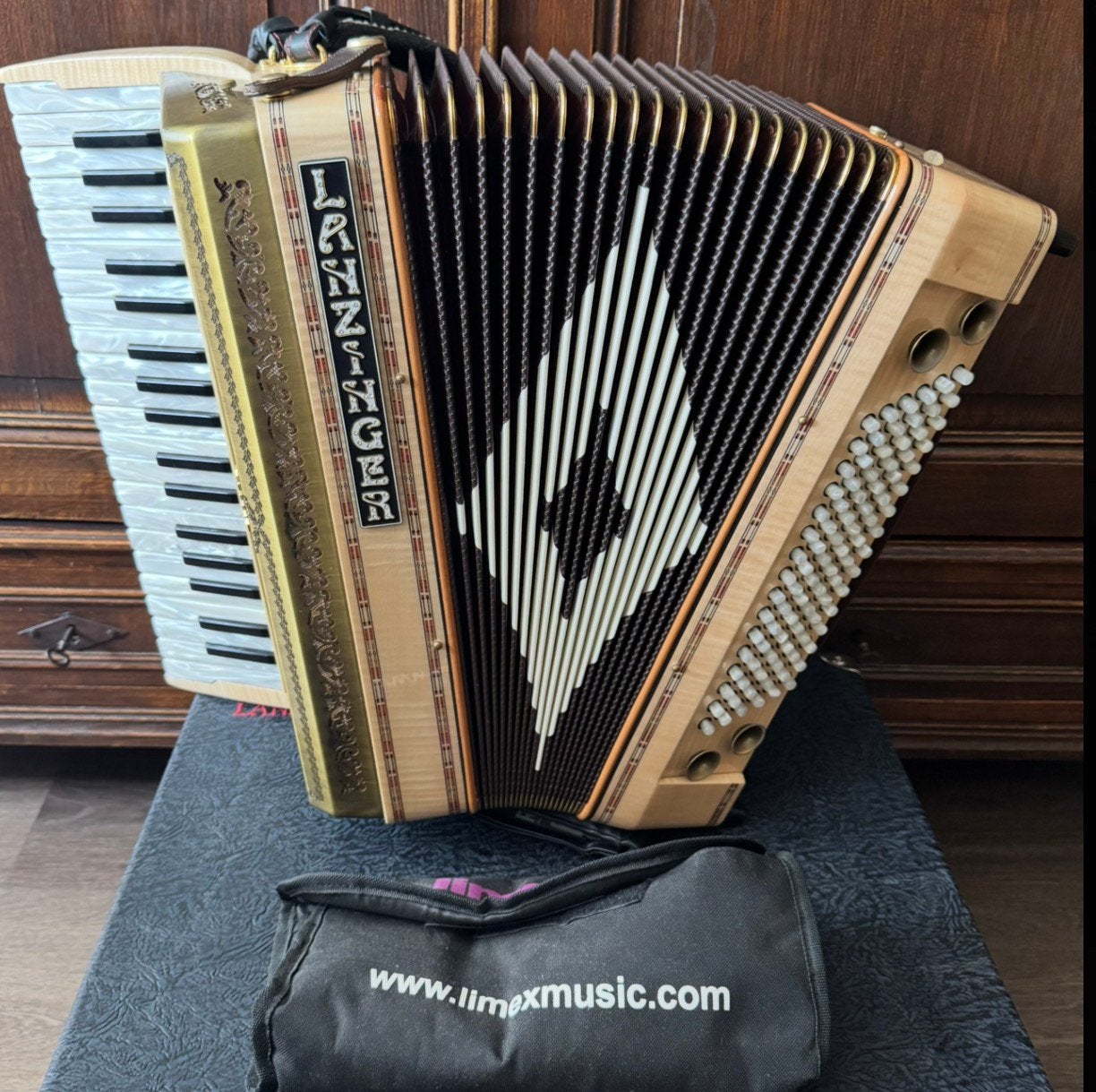 Lanzinger steirische accordeon met limex en helicon bassen, Ophalen of Verzenden, Zo goed als nieuw, 120-bas, Overige merken