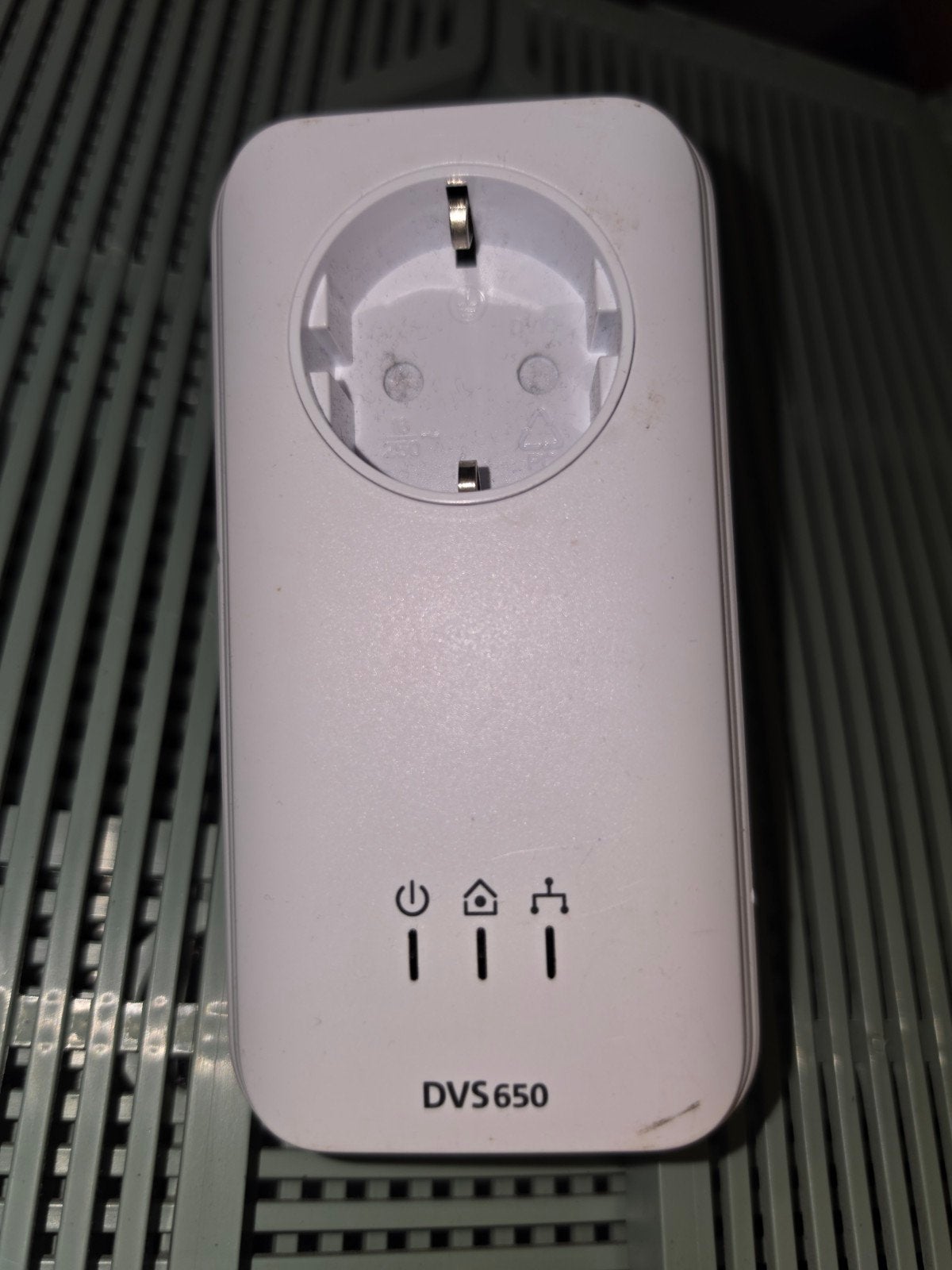 Devolo dLAN 650 triple+ Powerline Adapter, Ophalen of Verzenden, Gebruikt