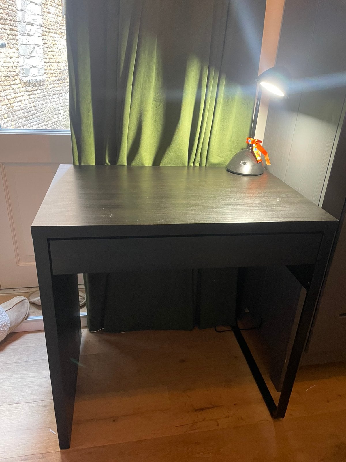 Black Desk / Study Table – 74  51 cm, Ophalen, 51 cm, Spaanplaat of MDF, Zo goed als nieuw