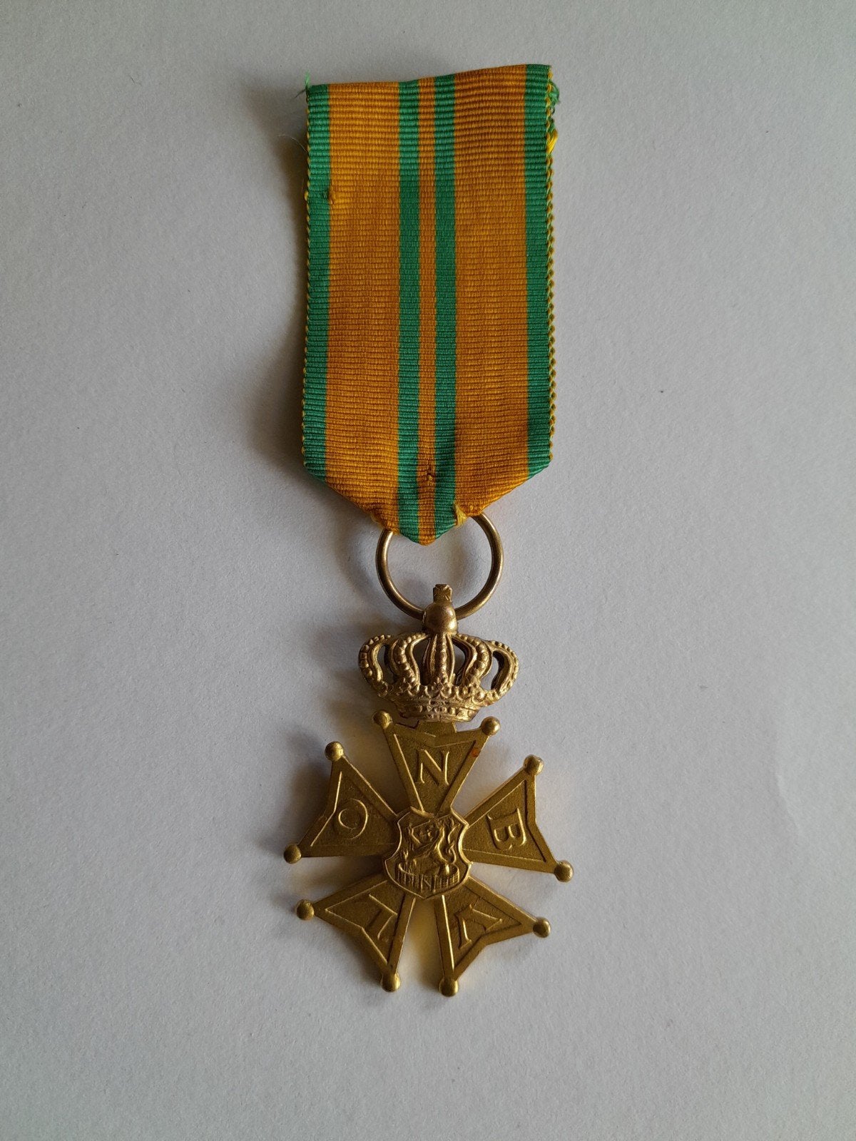 NBVLO Nijmeegse Vierdaagse medaille voor 1959., Verzamelen, Ophalen of Verzenden, Landmacht, Nederland, Lintje, Medaille of Wings