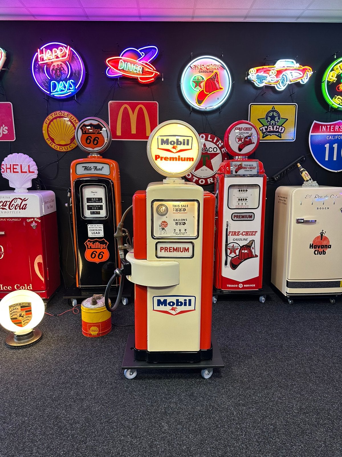 Unieke Amerikaanse benzinepomp Wayne 100a Mobilgas Gas Pump, Ophalen, Gebruikt