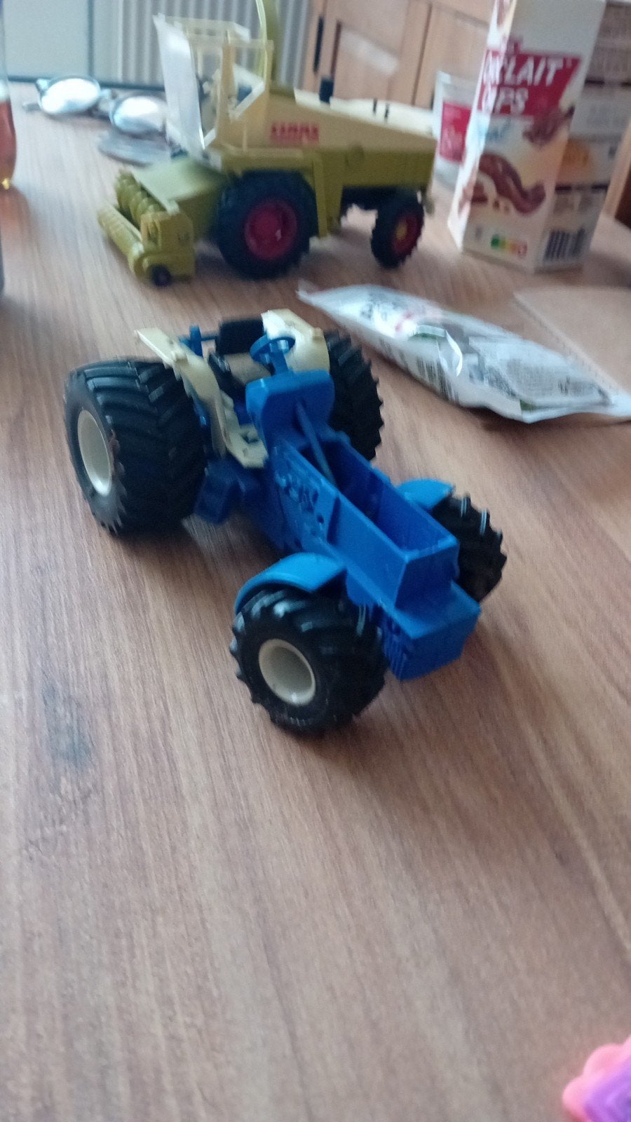 Ford sloopmodel of opknapper 1:32, Ophalen of Verzenden, Gebruikt, Overige schalen, Auto offroad