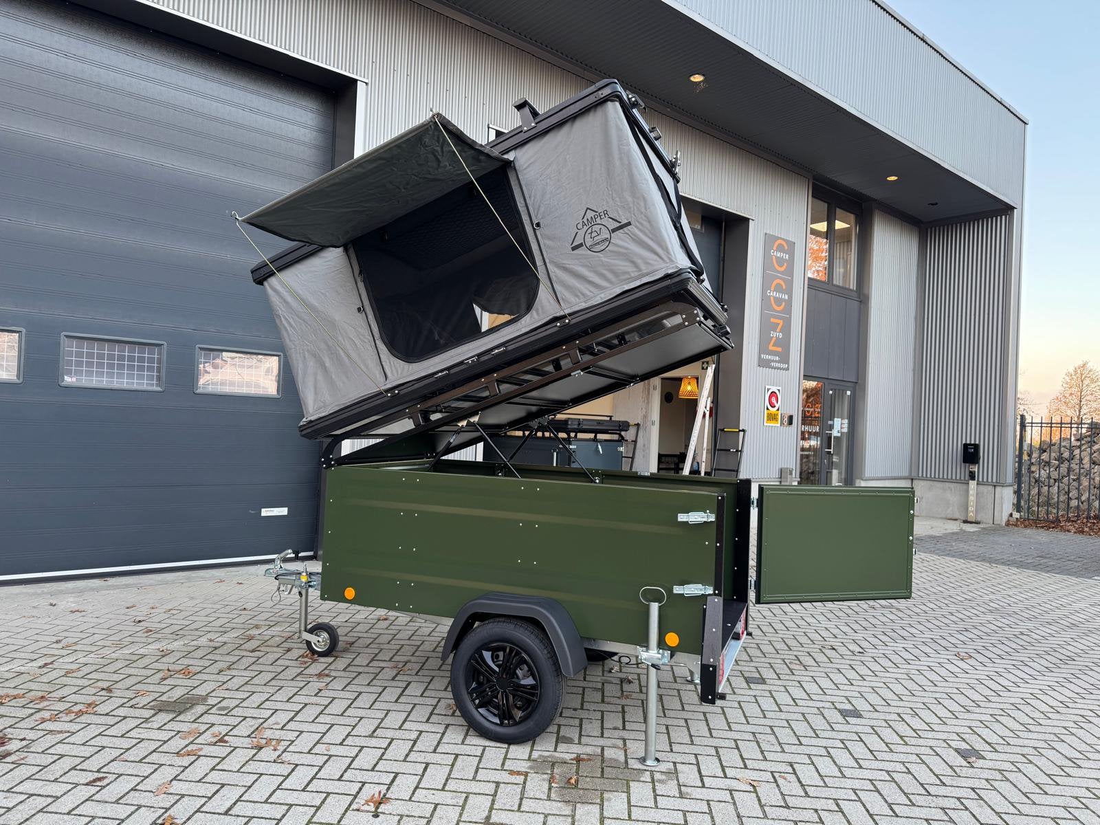 Aanhangwagen met daktent, Ophalen, Nieuw