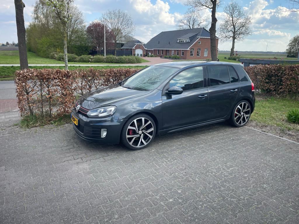 Volkswagen Golf 2.0 GTI 155KW DSG 2009 Zwart, 4 cilinders, Zwart, 14 km/l, 1314 kg