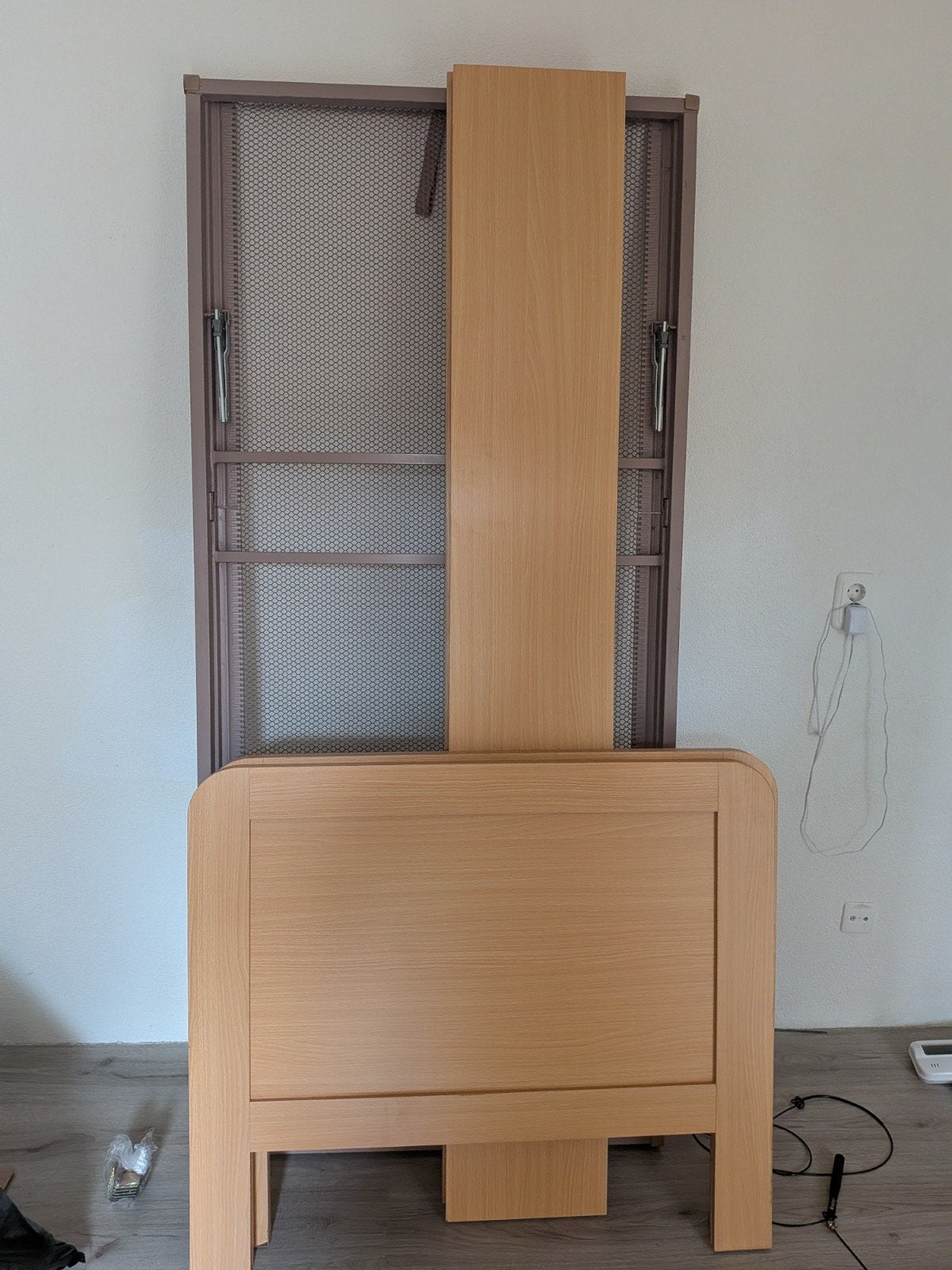 Bed, Ophalen, 50 tot 100 cm, Zo goed als nieuw, Minder dan 100 cm