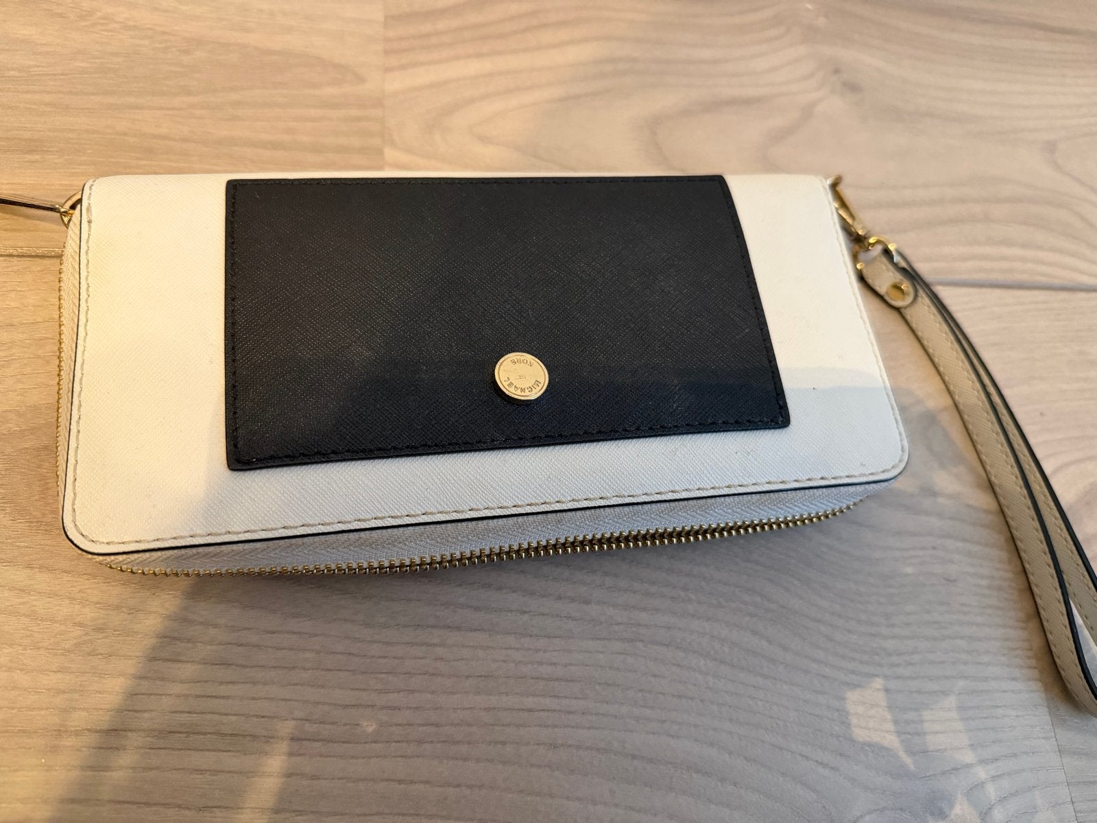 Michael Kors portemonnee wit/zwart met polsbandje MK, Overige merken, Wit, Ophalen of Verzenden, Zo goed als nieuw