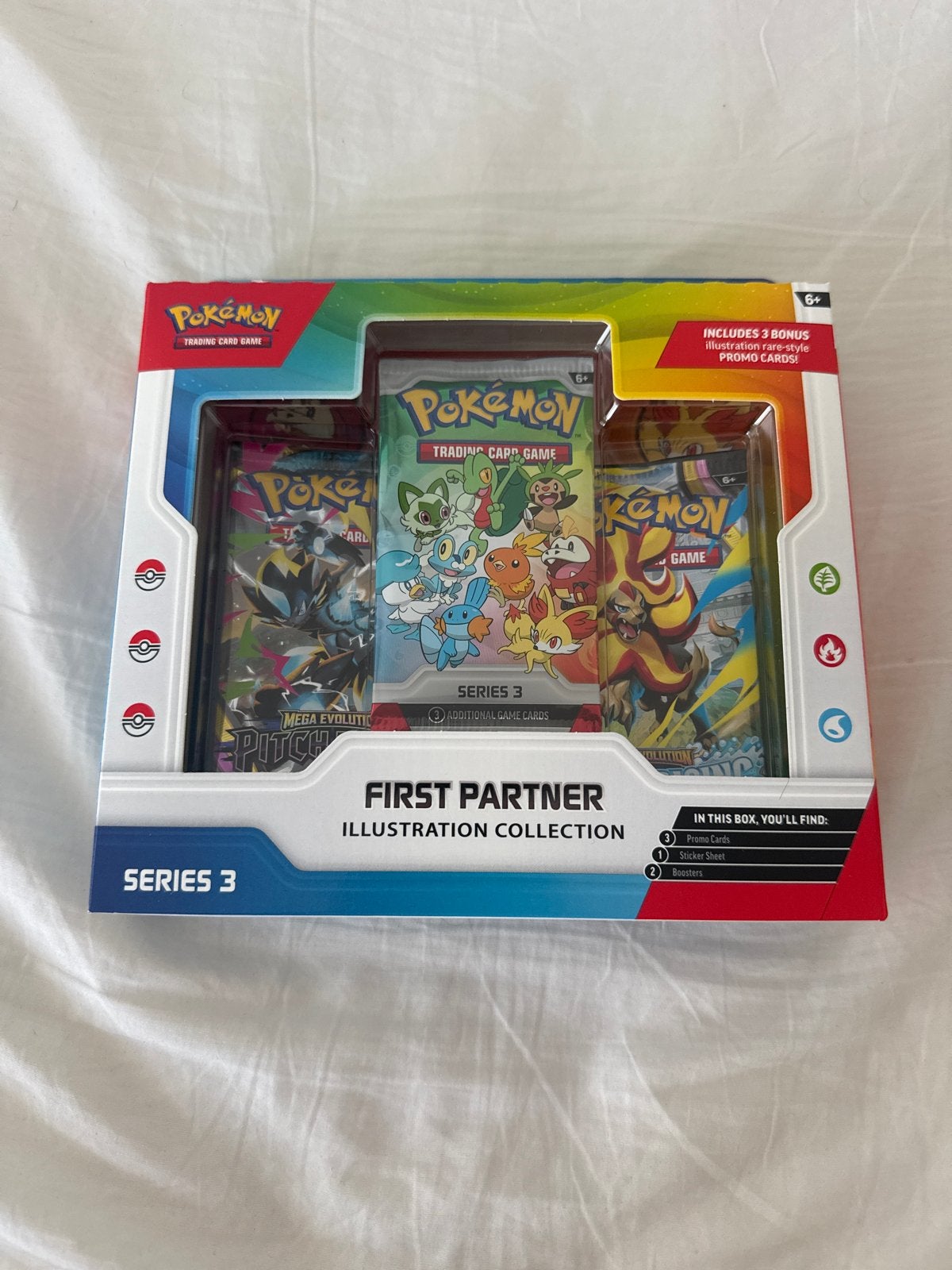 Pokémon First Partner Illustration Collection Series 3, Ophalen of Verzenden, Nieuw, Boosterbox