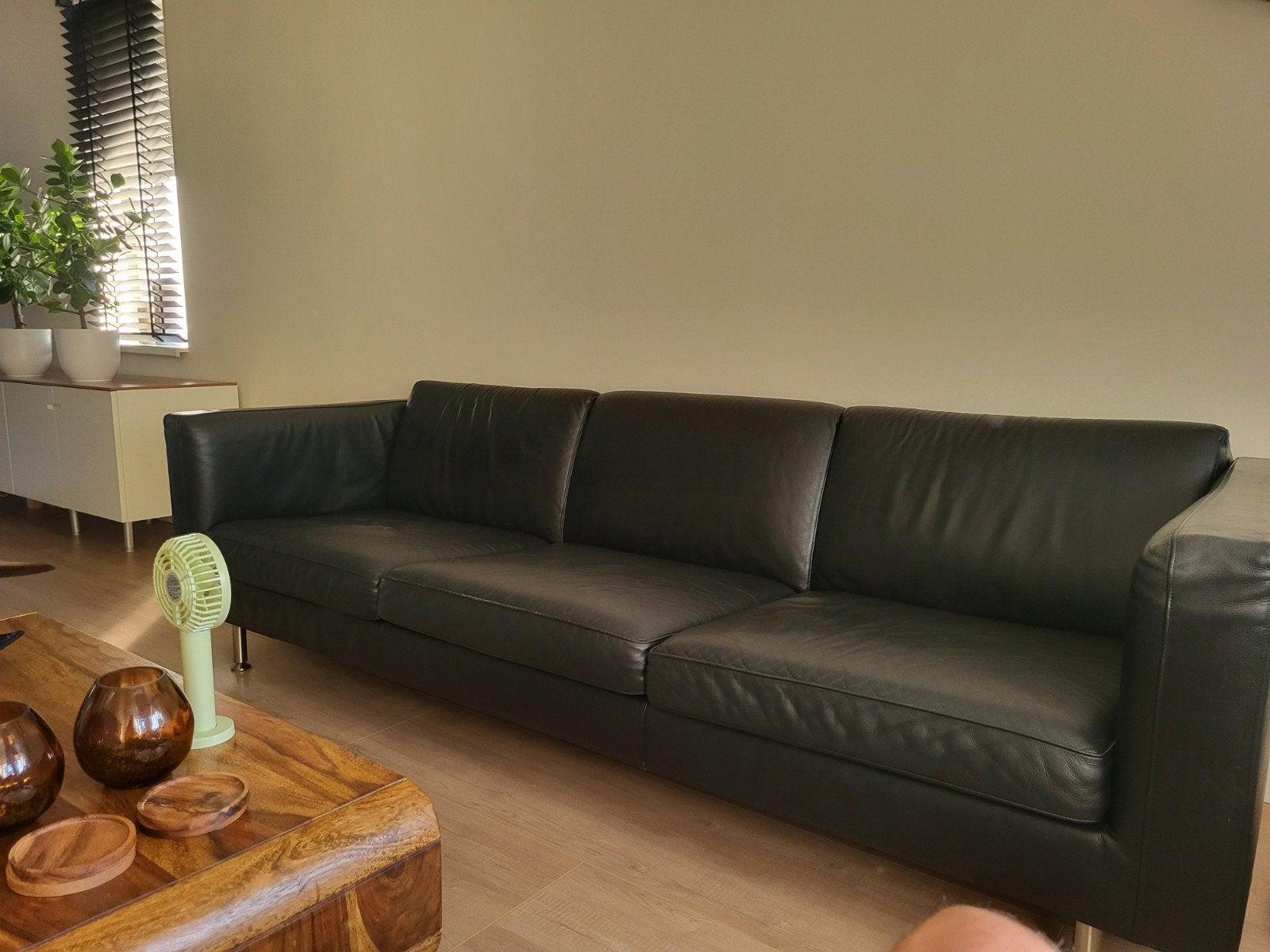 Minotti Copenhagen 3-zitsbank zwart leder, 250 tot 300 cm, Gebruikt, Driepersoons, Ophalen of Verzenden