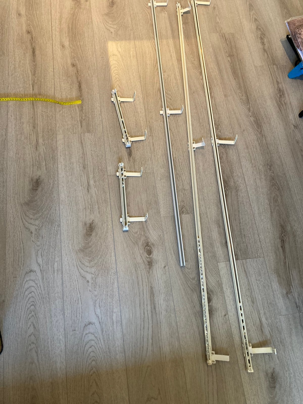 5 gordijnrails, Huis en Inrichting, Stoffering | Gordijnen en Lamellen, Ophalen, Zo goed als nieuw, 100 tot 150 cm, 150 tot 200 cm