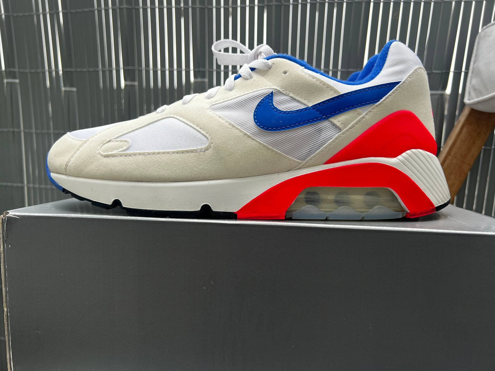 Nike Air Max 180 Ultramarine (2024)  45,5, Ophalen of Verzenden, Zo goed als nieuw, Overige kleuren