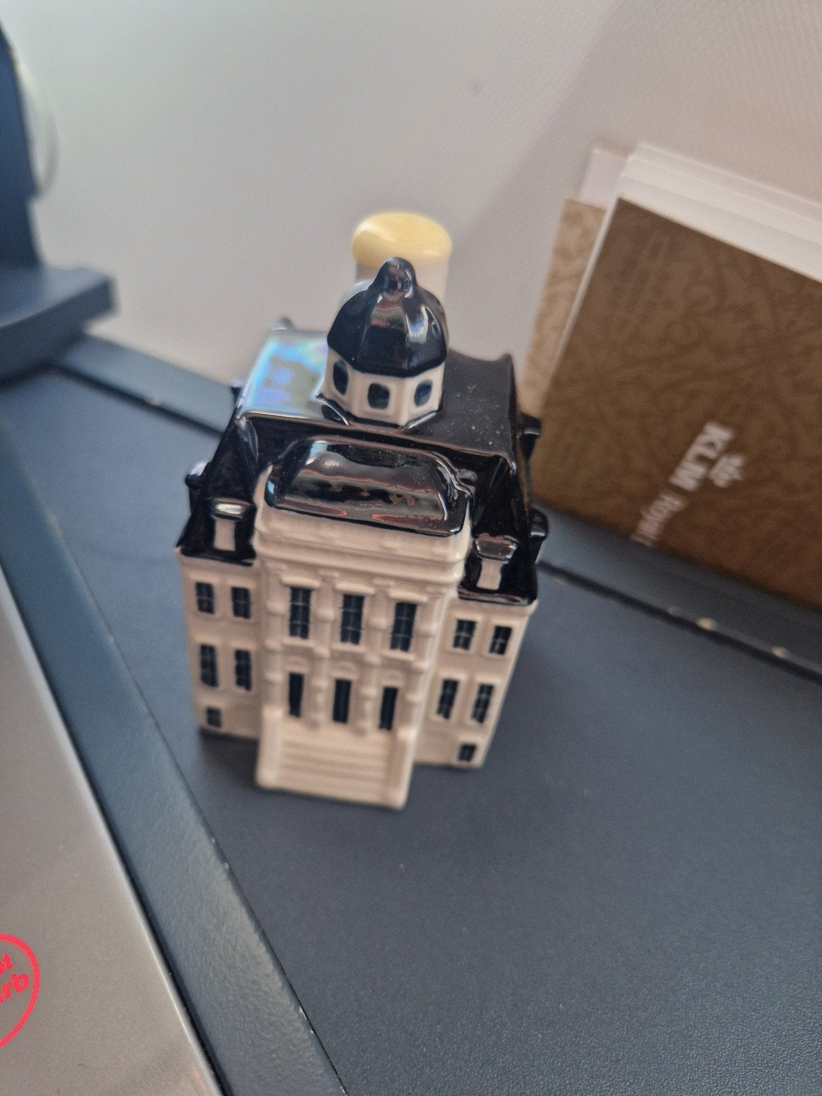 KLM Huisje 100, 99 en 81 - Nieuw, Verzamelen, KLM Huisjes, Ophalen of Verzenden, Nieuw, 81 t/m 91, Gevuld
