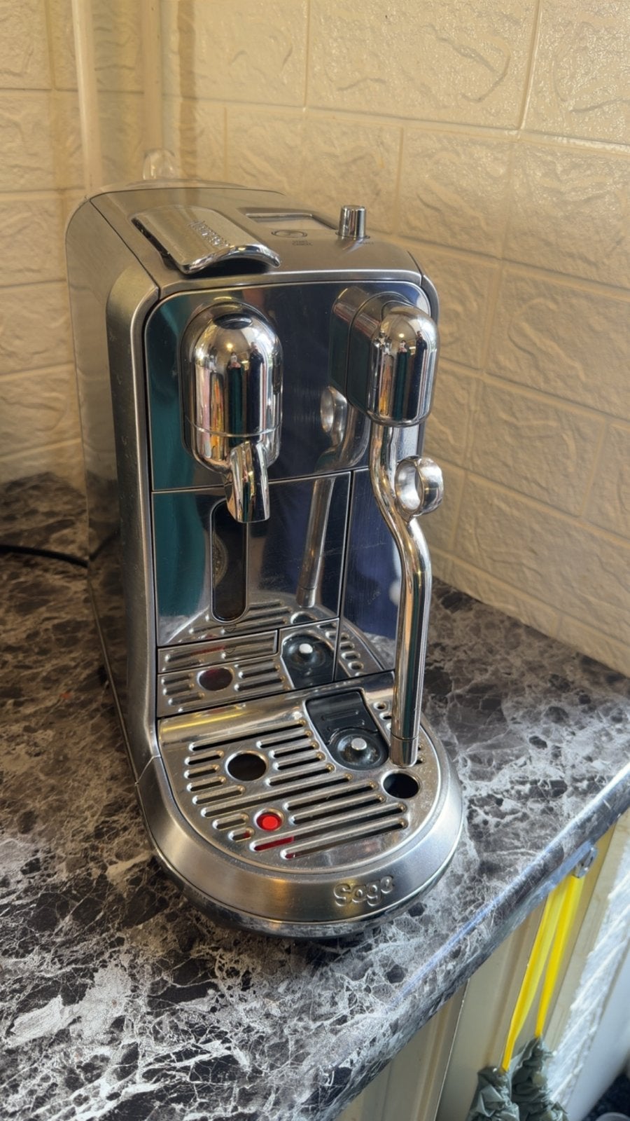 Nespresso Sage Creatista Plus koffiemachine, Witgoed en Apparatuur, Koffiepads en cups, Espresso apparaat, Zo goed als nieuw, 1 kopje
