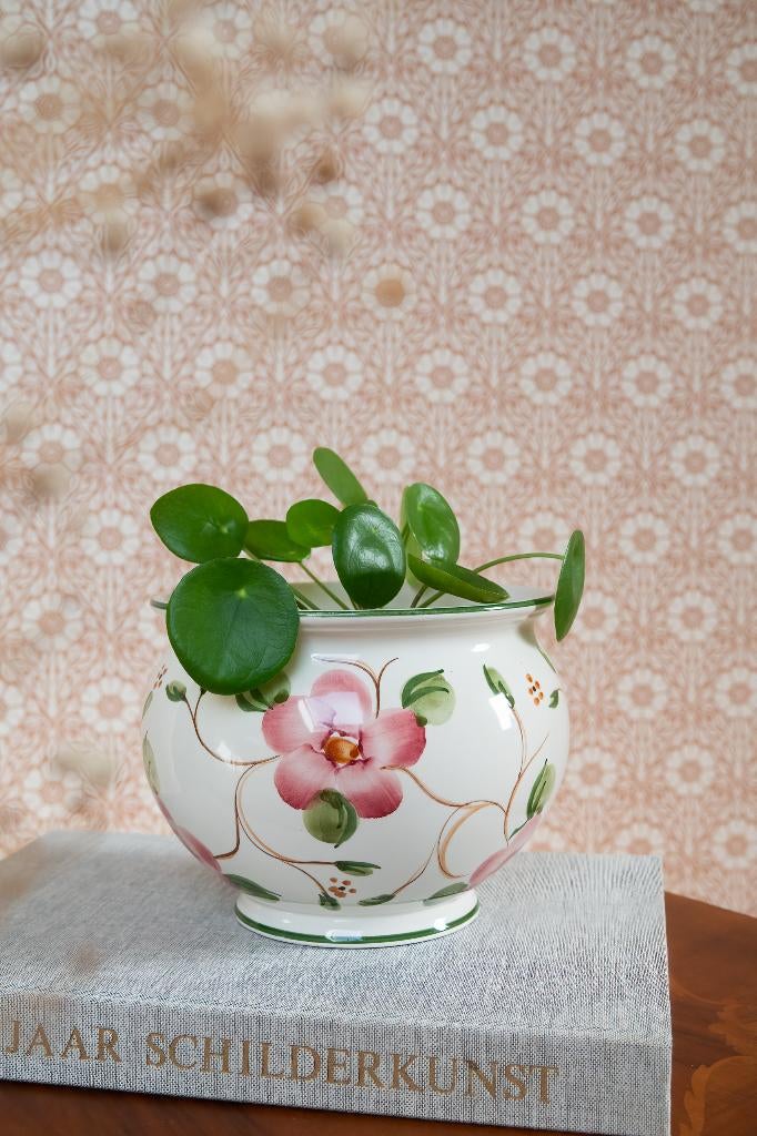 Vintage bloempot / cachepot bloemen roze, Tuin en Terras, Bloempotten, Zo goed als nieuw, Overige materialen, Binnen, Minder dan 40 cm