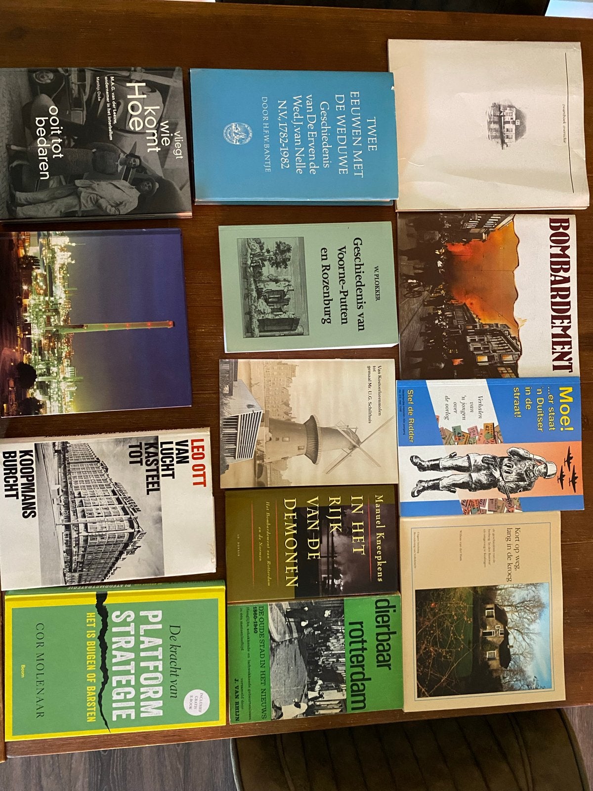 Boeken over Rotterdam en omgeving - Diverse titels, Boeken, Ophalen of Verzenden, 20e eeuw of later, Gelezen