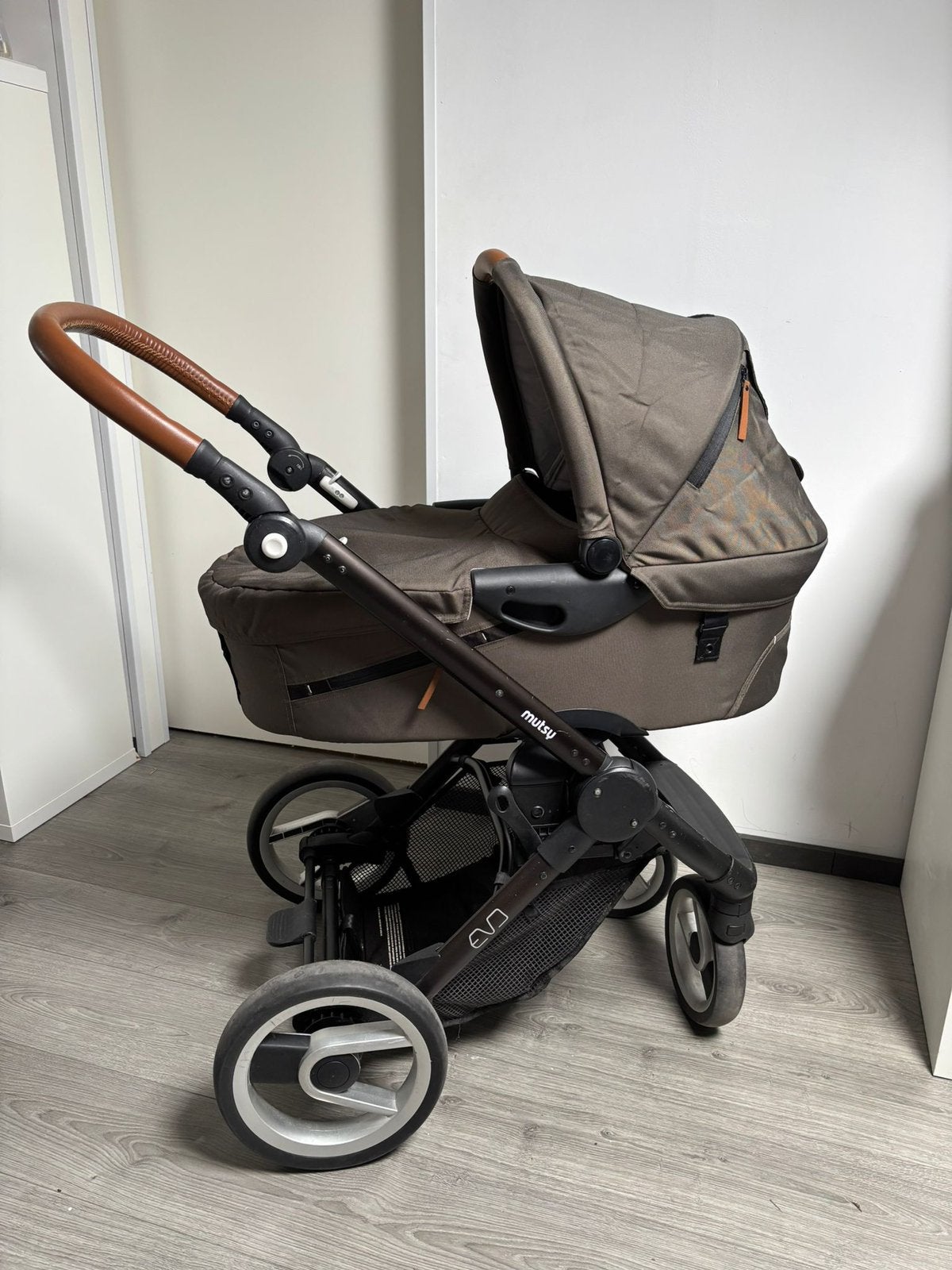 Kinderwagen Mutsy Evo, Kinderen en Baby's, Ophalen, Gebruikt, Combiwagen, Met reiswieg